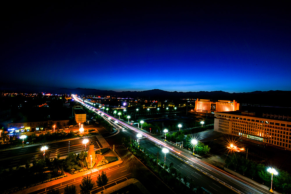 察素齊鎮(zhèn)夜景